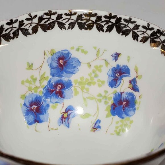 Collingwoods Teacup and Saucer Blue Flowers Vintage - Picture 3 of 10